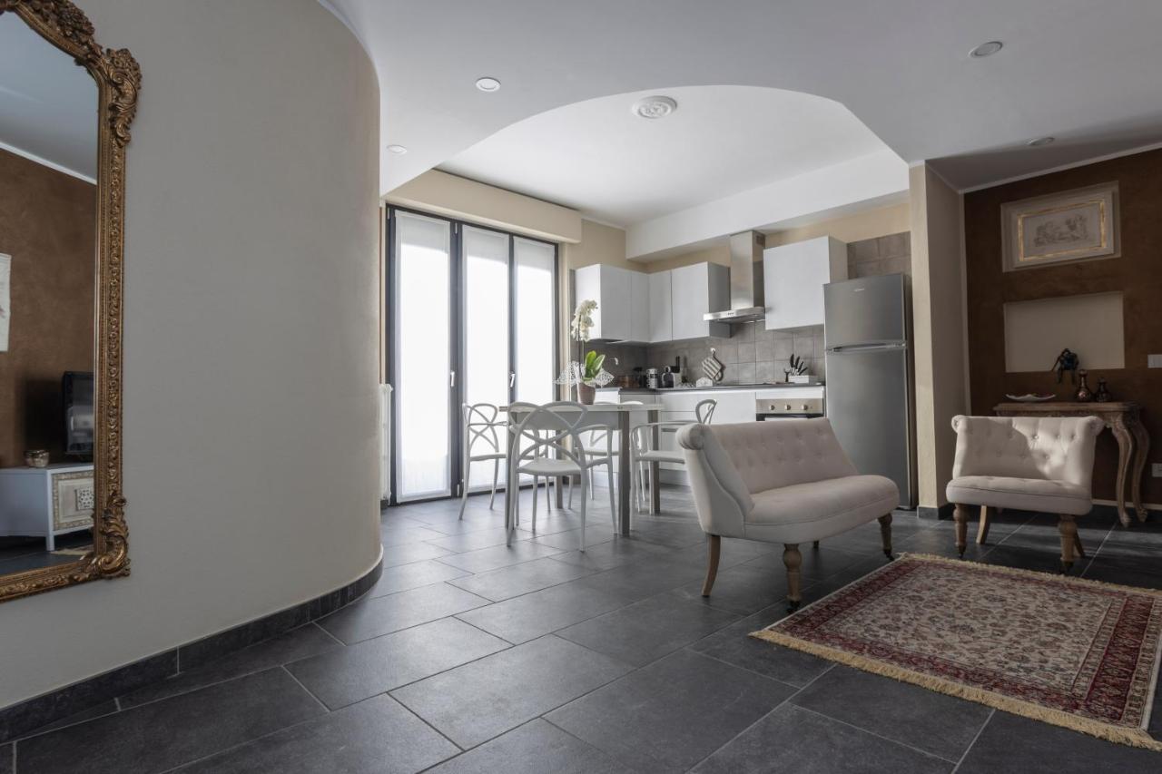 Elga'S Apartment - Your Charming Stay On Lake Orta Петенаско Екстериор снимка