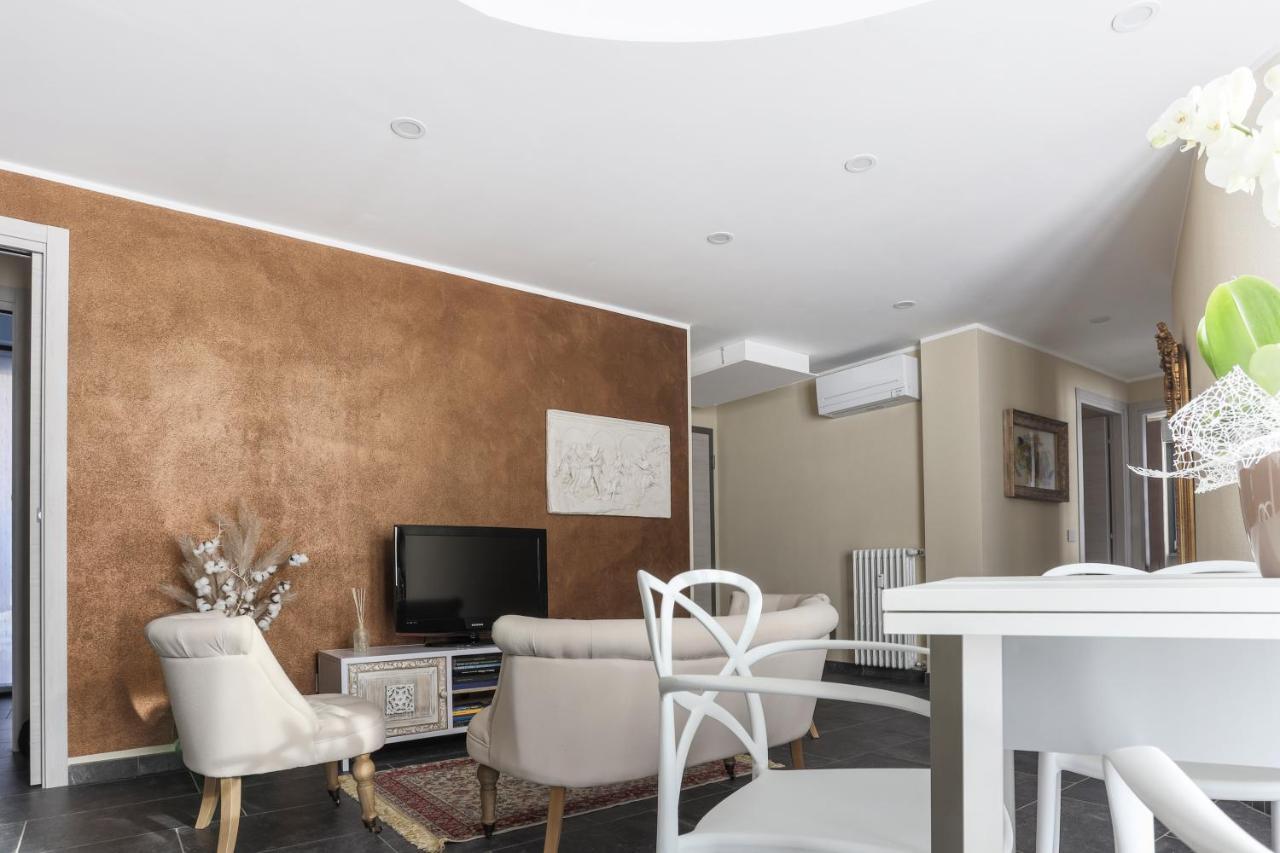 Elga'S Apartment - Your Charming Stay On Lake Orta Петенаско Екстериор снимка